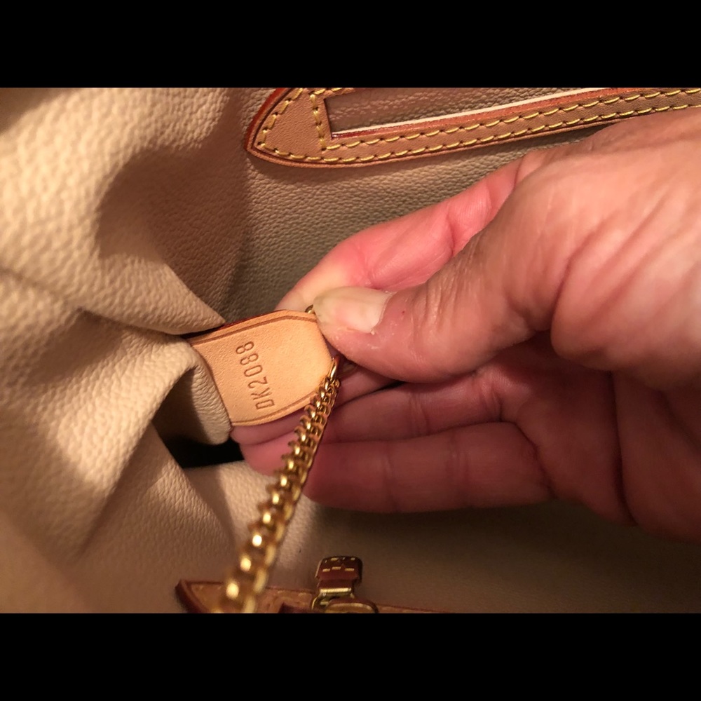 Additional pics of LV Bucket GM